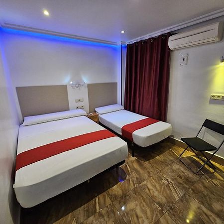 Hostal Las Vegas マドリード エクステリア 写真