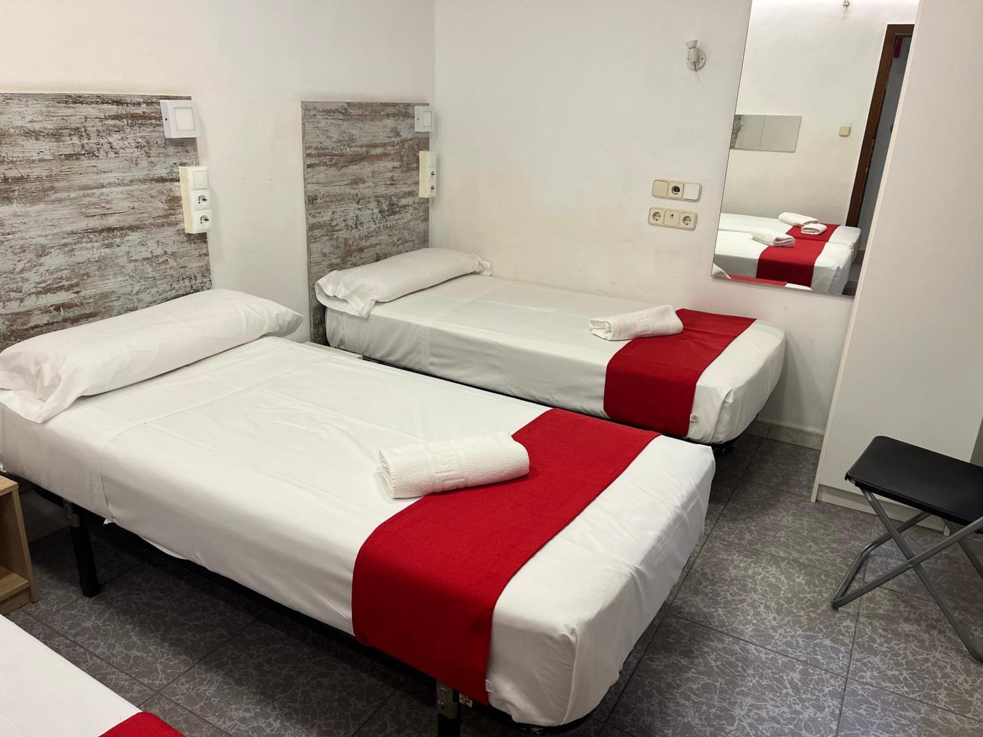 Hostal Las Vegas マドリード エクステリア 写真